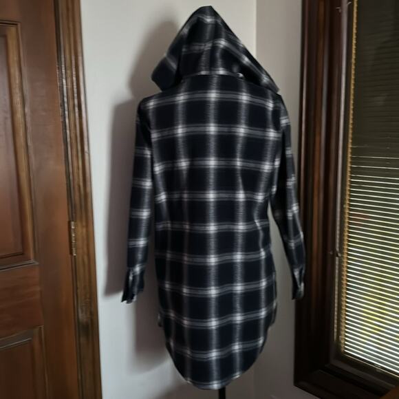 Grace Karin | Black and White Plaid Hooded Flannel Button Down Size S - Picture 5 of 10